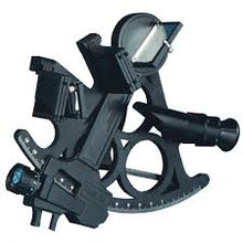 Load image into Gallery viewer, Sextant - Davis Mark 15
