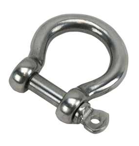 Bow Shackle for pulley on top of flag pole